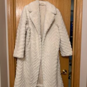 Elegant White Faux Fur Coat